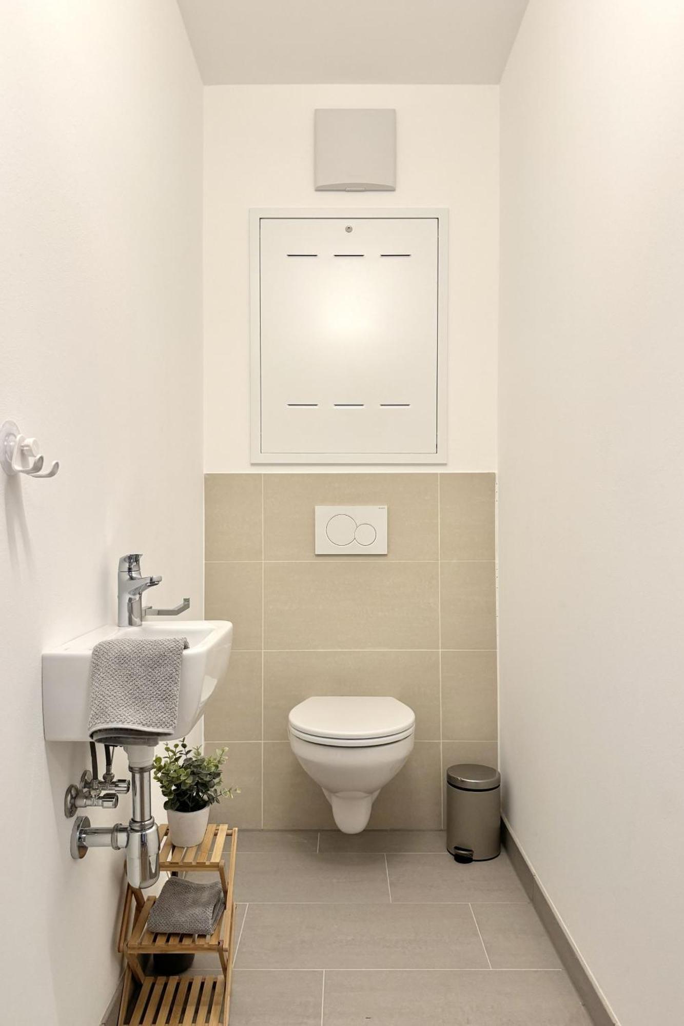 Modernes Studio Beim Domplatz Wiener Neustadt Zewnętrze zdjęcie
